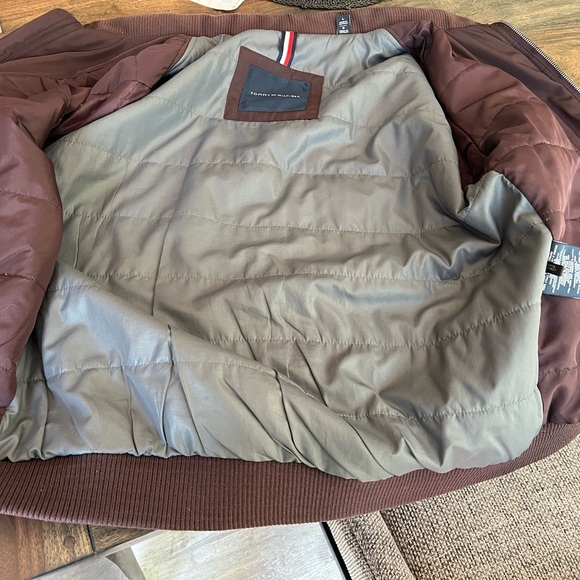 Tommy Hilfiger Men's Water Resistant Performance Bomber Jacket, Large, Port - Picture 5 of 10